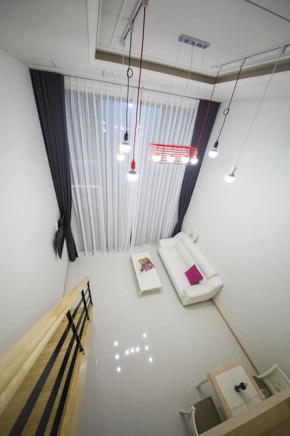 J Raum Resort Сеогвипо Екстериор снимка